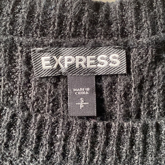 Express sweater. - Picture 2 of 4